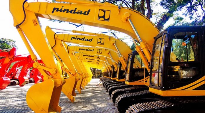 Excavator produksi PT Pindad mampu kebutuhan dalam negeri.