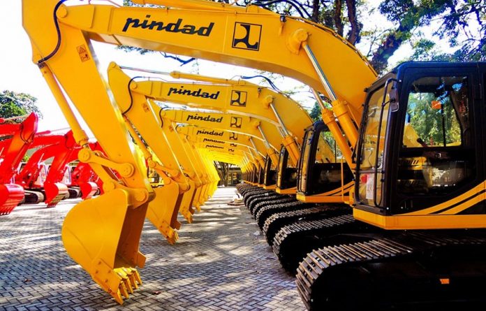 Excavator produksi PT Pindad mampu kebutuhan dalam negeri.