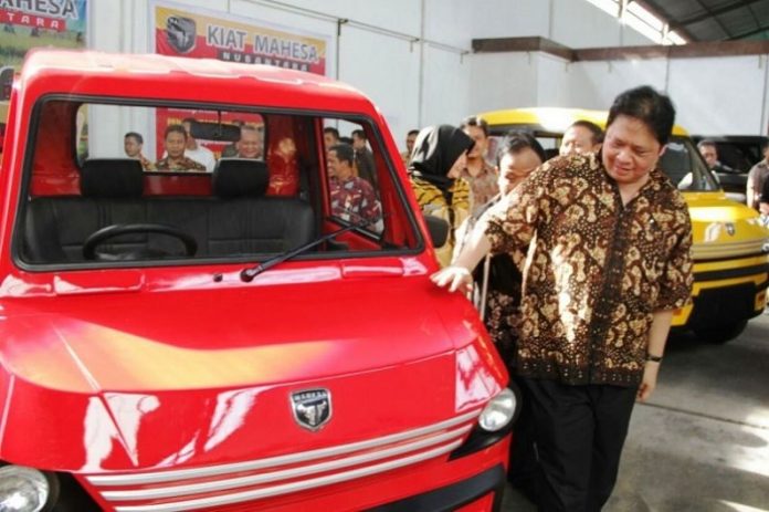 Menteri Perindustrian Airlangga Hartarto menyampaikan pihaknya terus mengoptimalkan tingkat kandungan dalam negeri (TKDN) untuk memacu produksi AMMDes. Foto : Fajar Indonesia Network