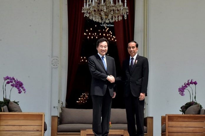 Presiden RI Joko Widodo mendapat pujian dari Perdana Menteri Korea Selatan Lee Nak-yeon atas suksesnya Asian Games 2018. Foto : Sekretariat Presiden