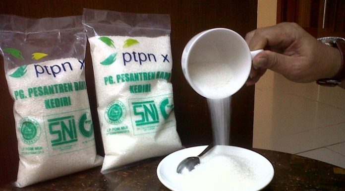 Produksi gula Dasa Manis ini kian menegaskan kehadiran BUMN di tengah masyarakat karena PTPN X dapat langsung memenuhi kebutuhan konsumen di tingkat ritel. Foto : Ilustrasi - PTPN X