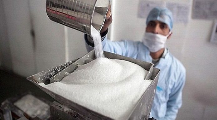 Kementerian Pertanian memberi kemudahan bagi investor untuk membuka pabrik gula. Foto : Indopreneur