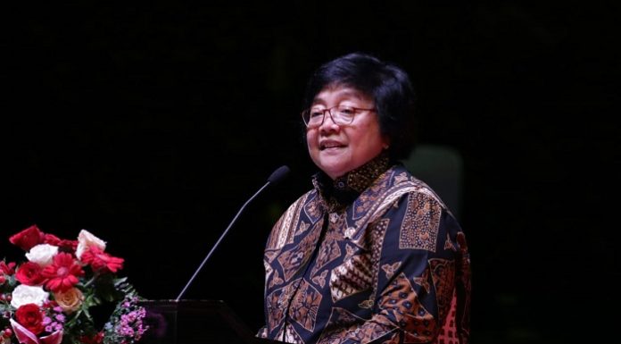 Menteri Lingkungan Hidup dan Kehutanan Siti Nurbaya yakin penerapan Silvikultur Intensif (SILIN), untuk meningkatkan produktivitas hutan alam dan pengelolaan sumber daya alam hutan yang berkelanjutan. Foto : KLHK