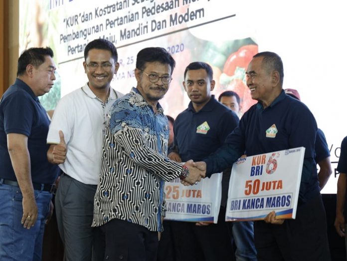 Menteri Pertanian Syahrul Yasin Limpo meminta agar KUR lebih cepat terserap agar sektor pertanian memperkuat ekonomi nasional di masa pandemi Covid-19. Foto: Kementan