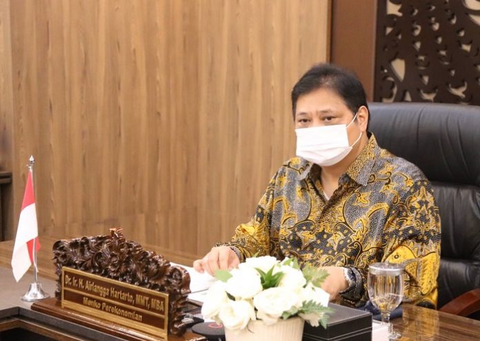 Menteri Koordinator Bidang Perekonomian Airlangga Hartarto menyatakan, program B30 telah berkontribusi dalam upaya penurunan emisi gas rumah kaca (GRK) untuk sekitar 23,3 juta ton karbon dioksida di tahun 2020. Foto: Radar Cirebon