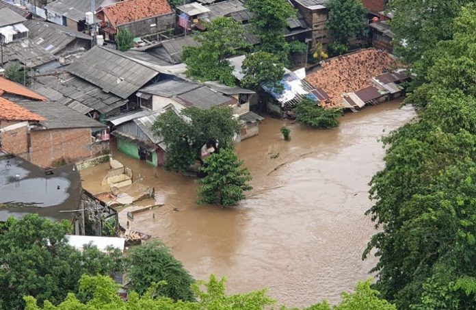 Kebersamaan dan kolaborasi seluruh pihak, menjadi syarat utama bagi keberhasilan dalam pengelolaan risiko banjir. Foto: Aspek.id