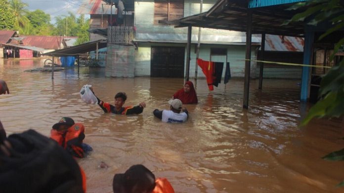 Aspek perencanaan ini harus didukung data yang kuat, dan kerja sama antara Kementerian Lingkungan Hidup dan Kehutanan (KLHK) dan Pemerintah Provinsi Kalimantan Selatan, termasuk penyiapan Early Warning System tentang banjir. Foto: Kanal Kalimantan