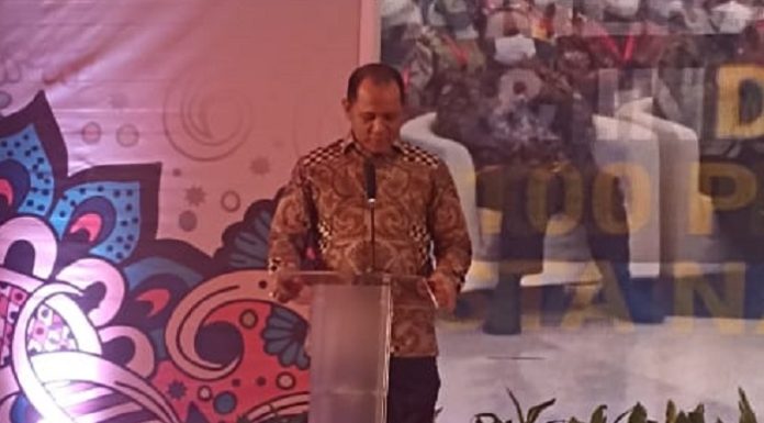 Staf Ahli Menteri Dalam Negeri Bidang Ekonomi dan Pembangunan, Dr. Drs. La Ode Ahmad, A.P, M.Si, menutup Indonesia Maju Expo & Forum 2023. Foto: Istimewa